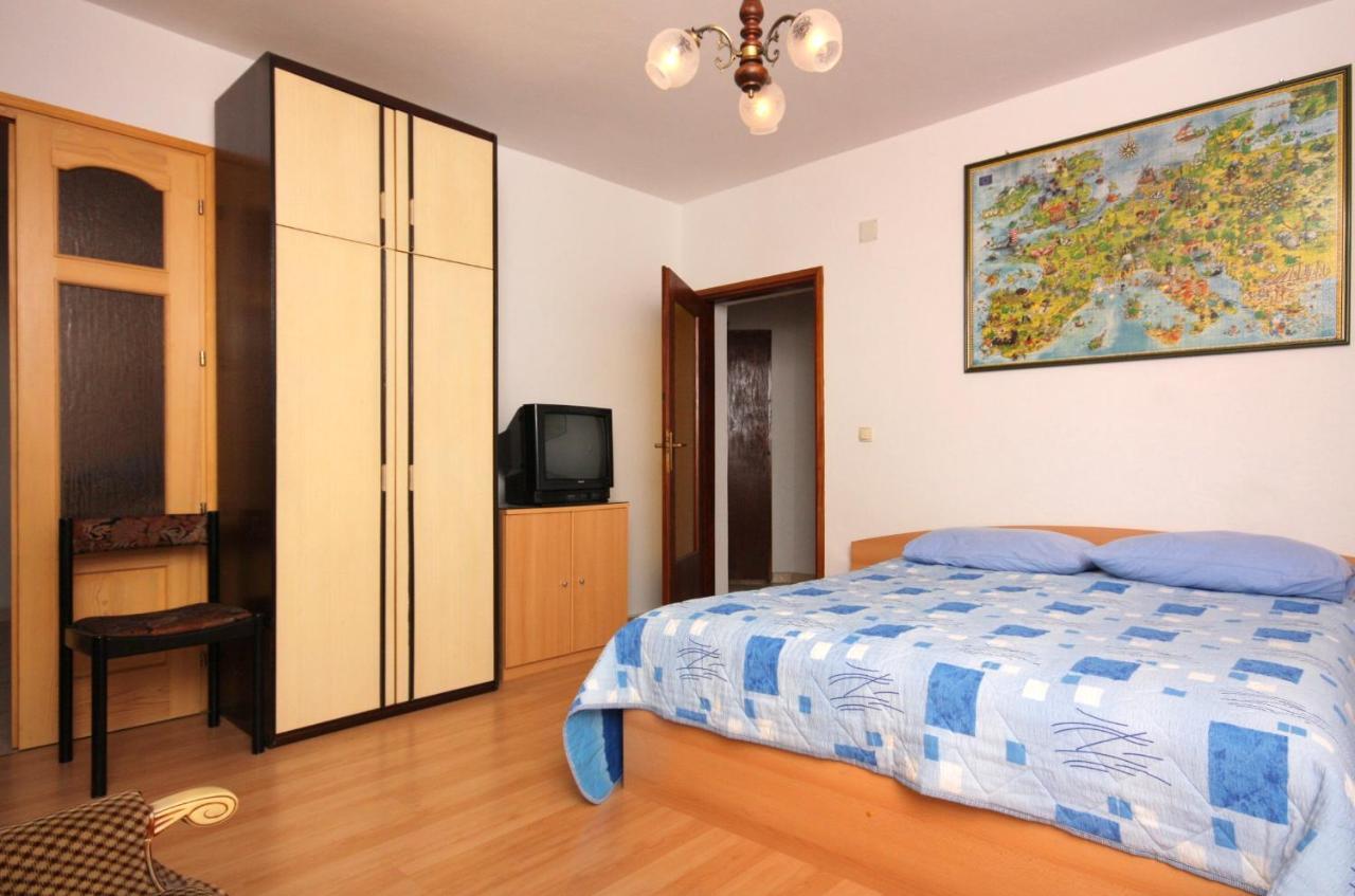 Apartment Vrbnik 5301B Exteriér fotografie